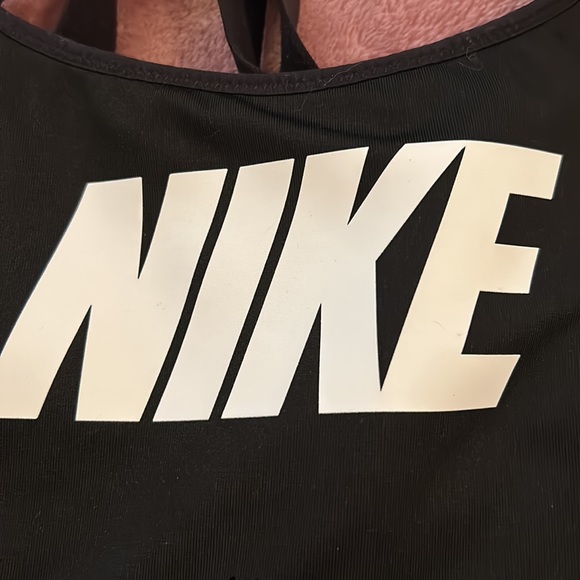 Bundle Nike Sports Bra & Old Navy ☘️ - Picture 5 of 11